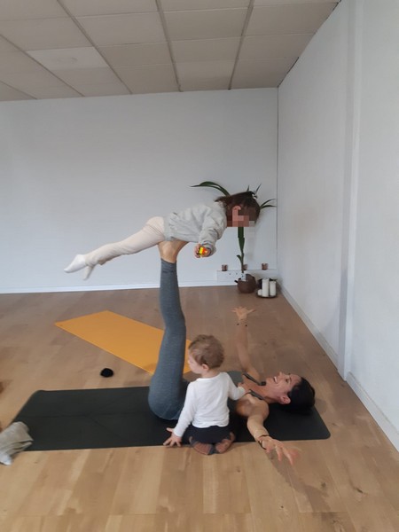 Atelier collectif Shantala chez EFFET YOGA