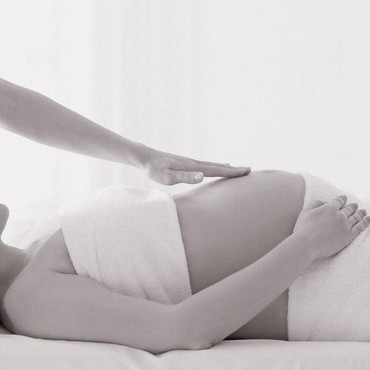 Massage Femme enceinte - Garbhvati